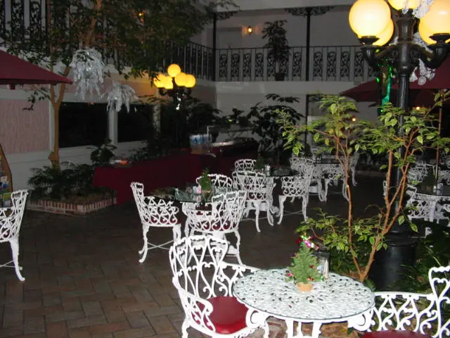Courtyard breakfast area during the Governor's Inn era