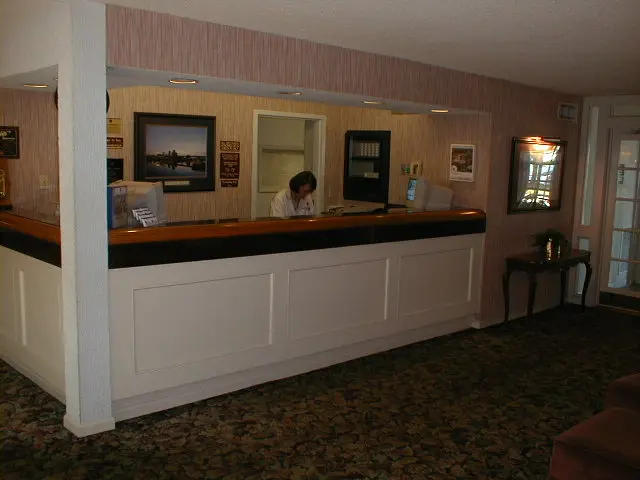 The Governor's Inn front desk