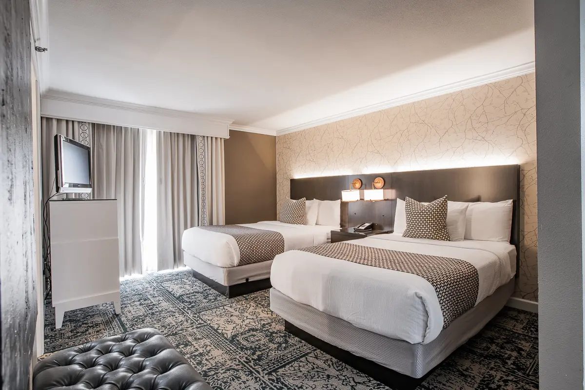 Alternate view of a Double Studio Suite with two full beds