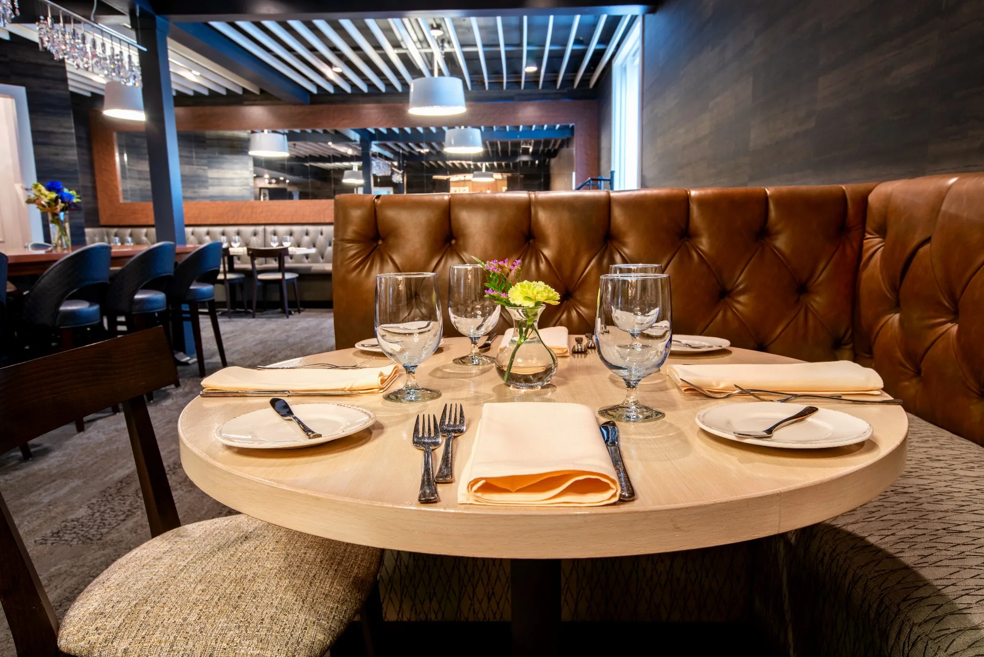 Dining room at Table 28